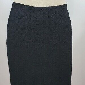ST. JOHN Caviar Collection Textured Skirt size 6